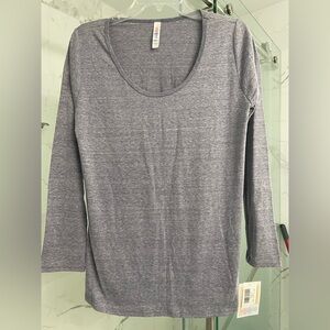 Lularoe womans Lynnae long sleeve top